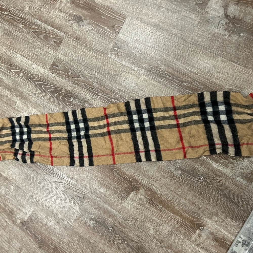 Burberry scarf